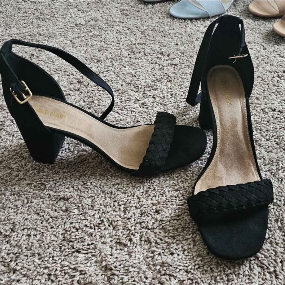 Black Heeled Sandals